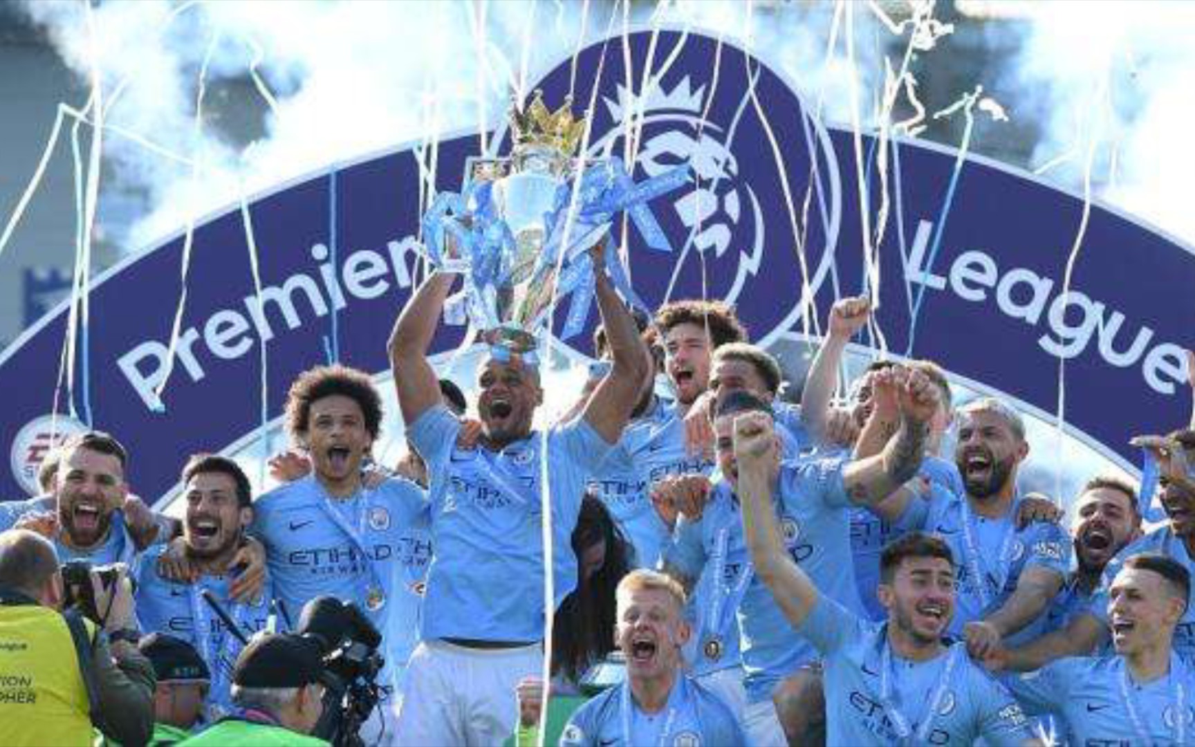 向全世界展 向全世界展